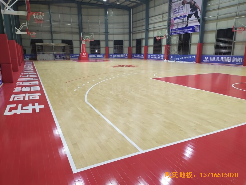 福建恒发鞋业公司篮球馆体育地板铺设案例4